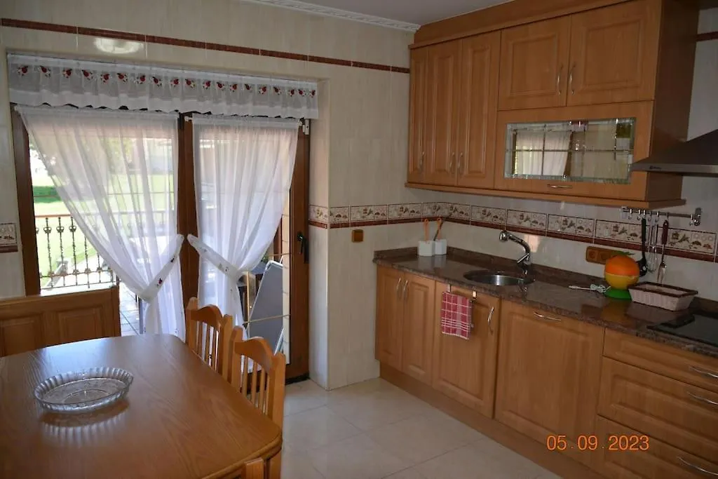 Apartment Comoda Casa En Cabarceno Villanueva
